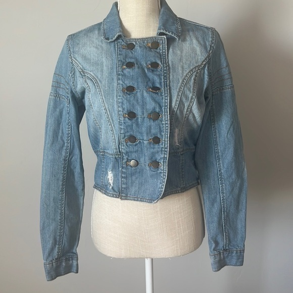 Dollhouse Distressed Jean Jacket Double Breasted‎ Button Size Medium - Picture 1 of 6